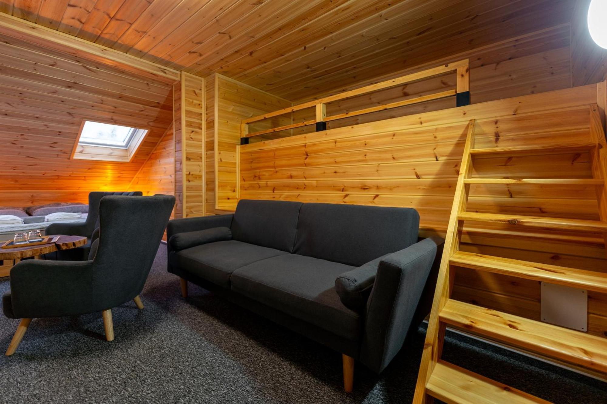 Pension Koliba Komorní Lhotka Habitación foto